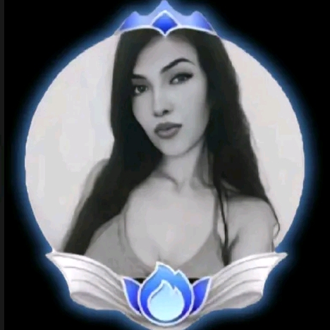 𝐄𝐥𝐞𝐧𝐚 𝐑𝐞𝐲𝐞𝐬 👑🪐 (@_elena_reyes1) is LIVE - TikTok LIVE