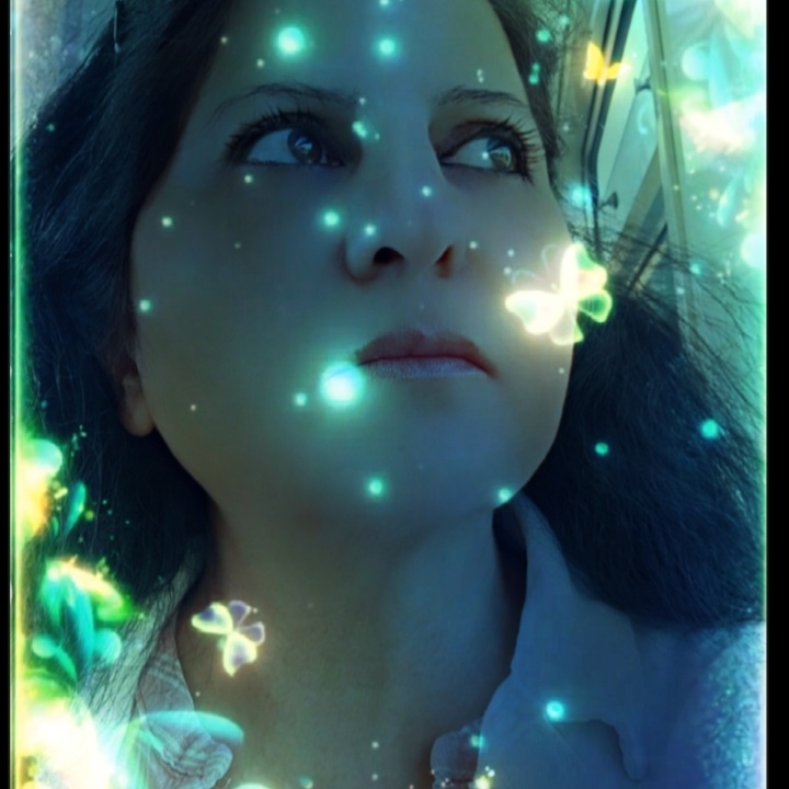 Bushra S Raja (@bushrasraja) is LIVE - TikTok LIVE